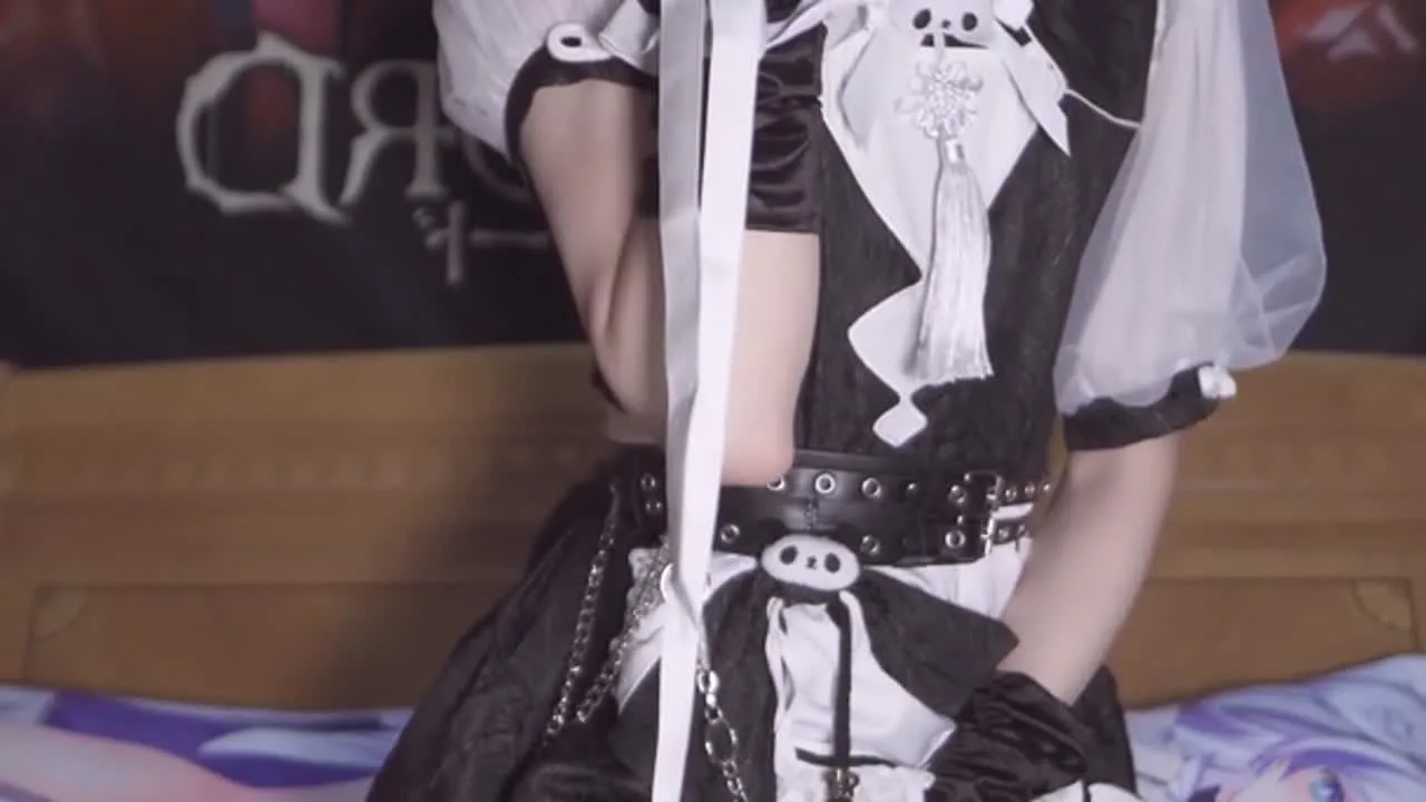 女装の素人自撮り動画0012 - FC2 Video - 266020