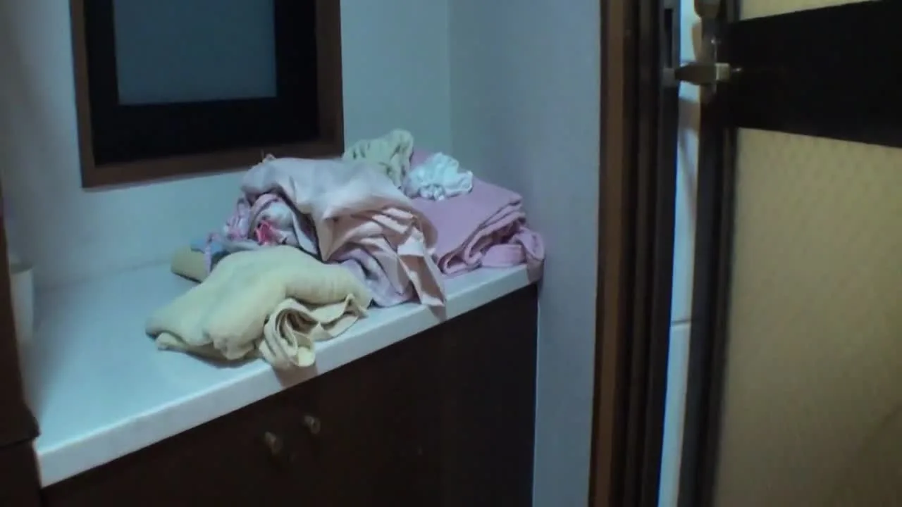 むちむちで可愛い清楚女子をオイルマッサージ。発情ヌレヌレまんこに本番ハメ。 FC2-PPV-4524 - FC2 Video - 266448