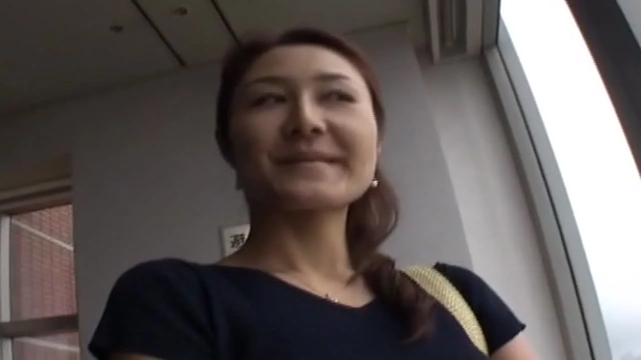 【人妻】欲求不満を抱き、激しいSEXを切望する淫乱妻たち　素人妻４名　その１６ - FC2 Video - 270262