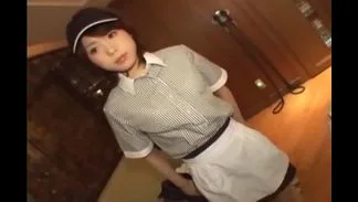 可愛いファミレス制服女子が見せるオナニーから献身的なフェラやサービス満点中出しセックス - FC2 Video - 271590