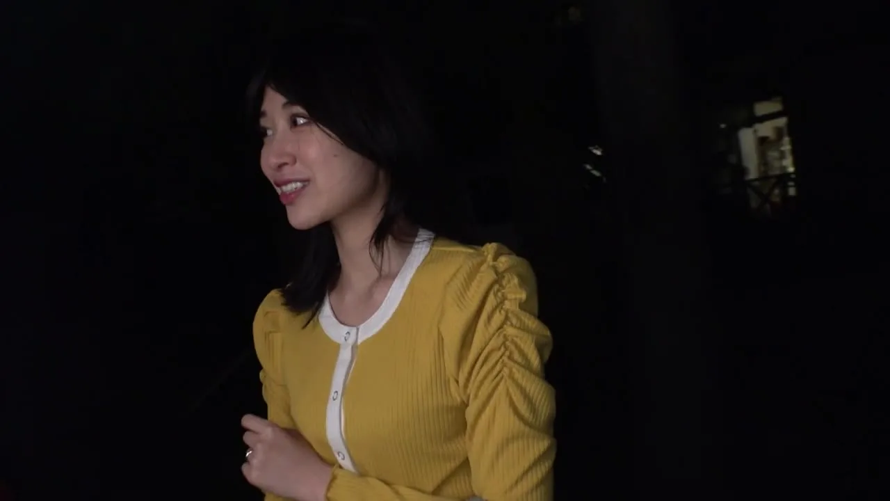 黒髪スレンター美ホティの清楚系奥さまに童貞テカチン洗ってくたさいとお願いしたら発情顔てヘロキス手コキ - FC2 Video - 273008