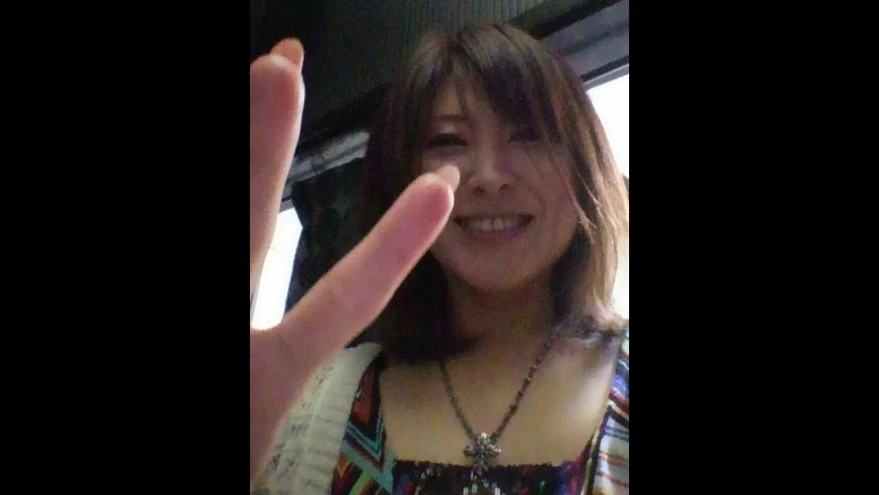 【無】昼間っから旦那と自宅でハメ撮りして遊んでました。 - FC2 Video - 273348