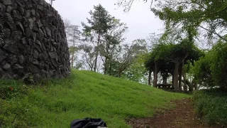 やりすぎ！せめすぎ！昼間の丸見え公園ですっぽんぽん露出から全裸で公園散歩...見晴らしのいい所で射〇... - FC2 Video - 273724