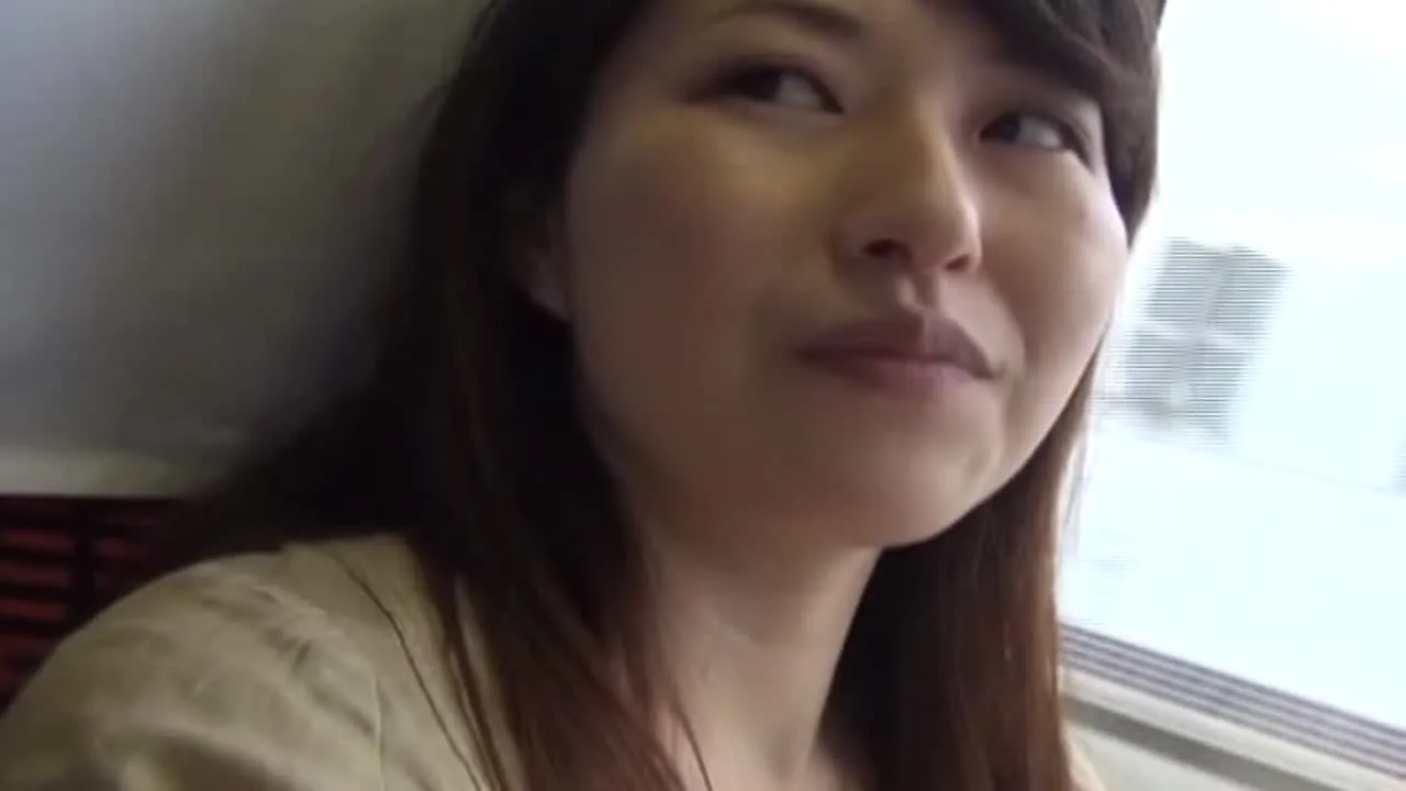 「あなたごめんなさい…、私、おま○こが疼いてしかたないの…」　いつまでも女でいたいと思う人妻たち　素人妻２名　その５０ - FC2 Video - 274174