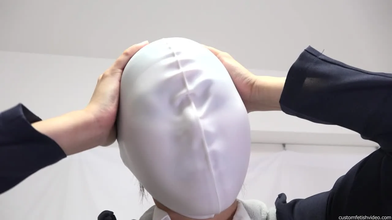 息止めフェチ動画 スイミングキャップで呼吸を我慢する - FC2 Video - 274542