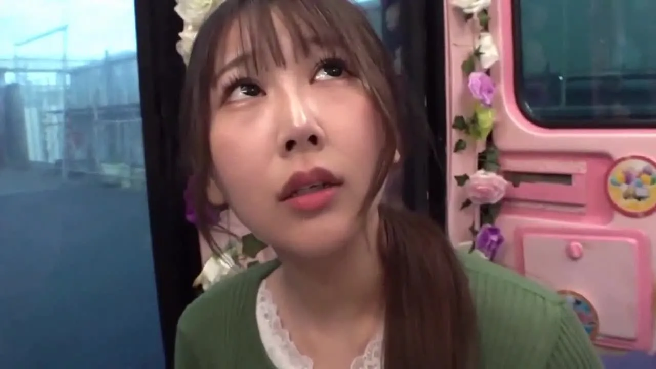 【◯M便】清楚な奥様が剛毛ビショ濡れイキ潮体験！＃４ - FC2 Video - 275564