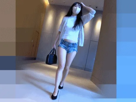 【お触り編】【胸ポチ探訪】ノーブラでも垂れないプルプルOPと短パンからハミ出た妖艶尻肉! - FC2 Video - 279158