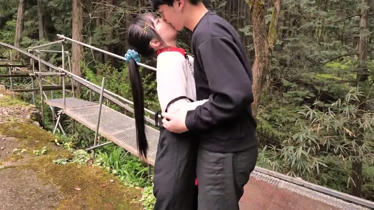 野外露出4P大量顔射 - FC2 Video - 279448