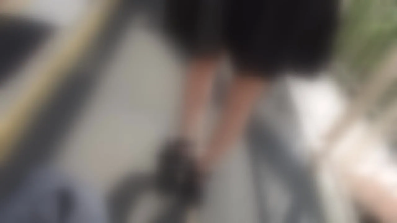 顔出し！3日間限定！某有名国立女◯大学に通う坂道系の可憐な女大生を観覧車に連れ込み - FC2 Video - 280398