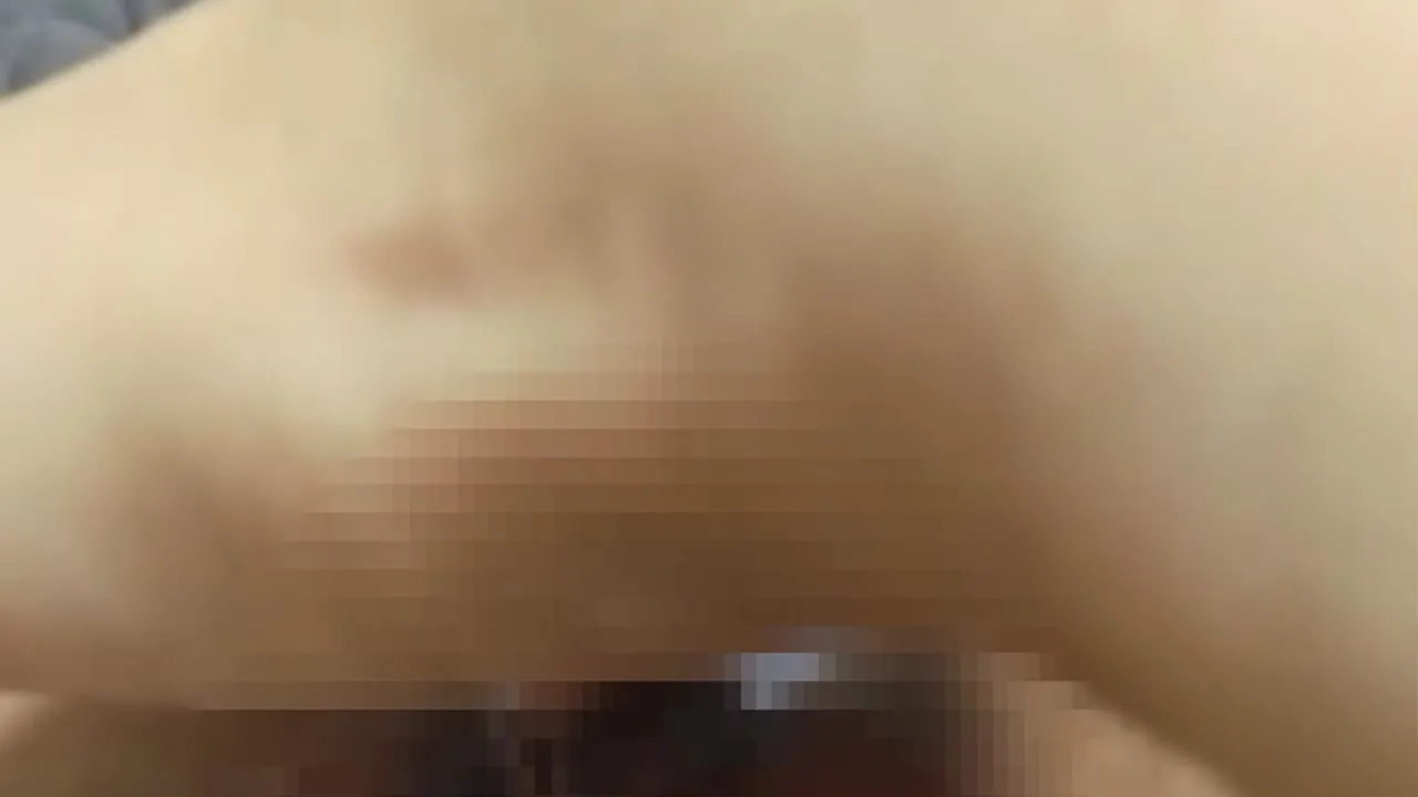 ﾌｫﾛﾜｰ１万のti〇toker3回イカせた伝説エロイプ！「おまんこの中に出してください、、」理性壊れたド変態にｗｗ - FC2 Video - 280746