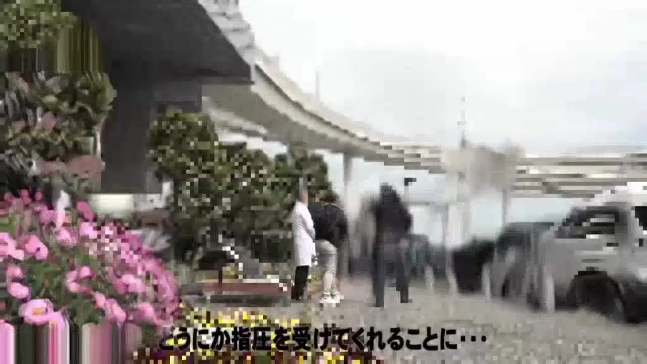 女性トラック運転手を性感マッサージ - FC2 Video - 280914