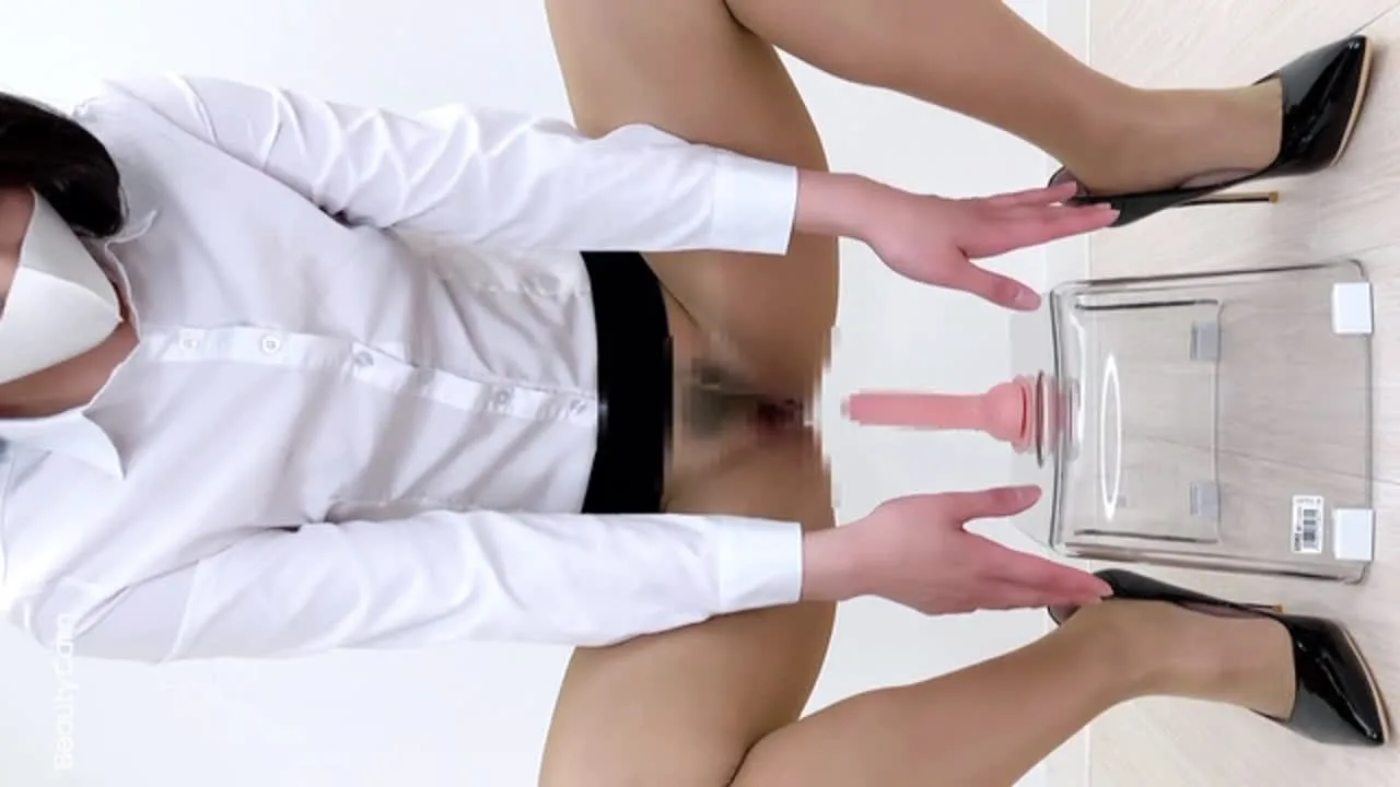 直穿きパンストにディルドがズッポリ騎乗位オナニー!いっぱい気持ち良くなっていっぱいイッちゃった♡ - FC2 Video - 282414