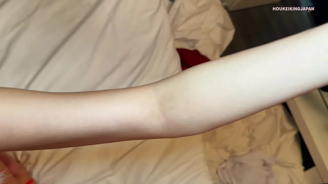 自撮りしながら包茎ちんぽをフェラ抜き？！可愛すぎる大人気爆乳インフルエンサーの舌上にザーメン射精！ - FC2 Video - 287367