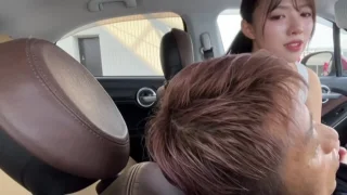 車内で唾液だらけのイジメプレイ！顔面が痰まみれ。。。射精まで終始唾液攻め！ - FC2 Video - 287939