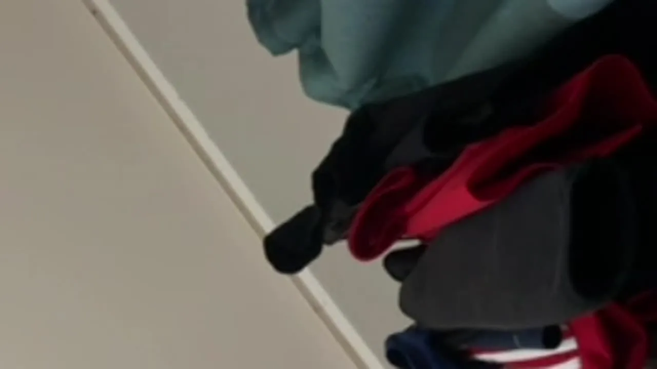 F乳　美乳OLと仕事終わりに密会してみた　有料で生ハメします - FC2 Video - 288195