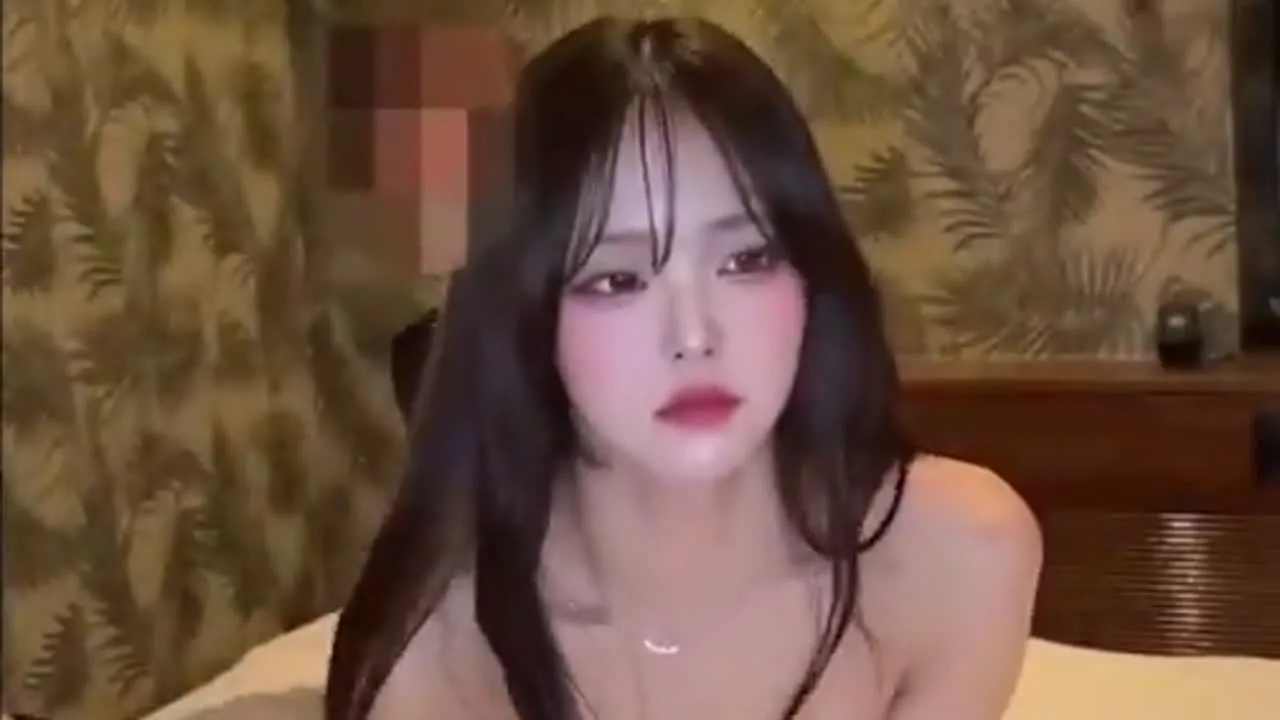 【令和の絶世美女】小顔スタイル抜群のキャバ嬢ギャルを好き放題にハメ倒す！ - FC2 Video - 289229