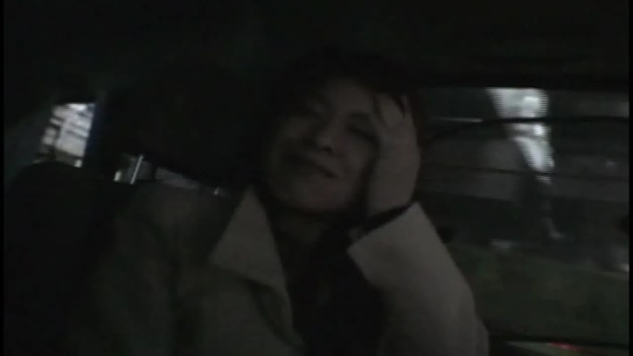 「主人には内緒にして下さい…」　カラダの疼きを抑えきれず、不貞行為をおかしてしまった人妻たち…　素人妻２名　その１３ - FC2 Video - 289267