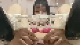 【人妻素人　昼間に丸見え露出お散歩】和式トイレオナニー　コートの中は下着とアナルプラグ - FC2 Video - 290483