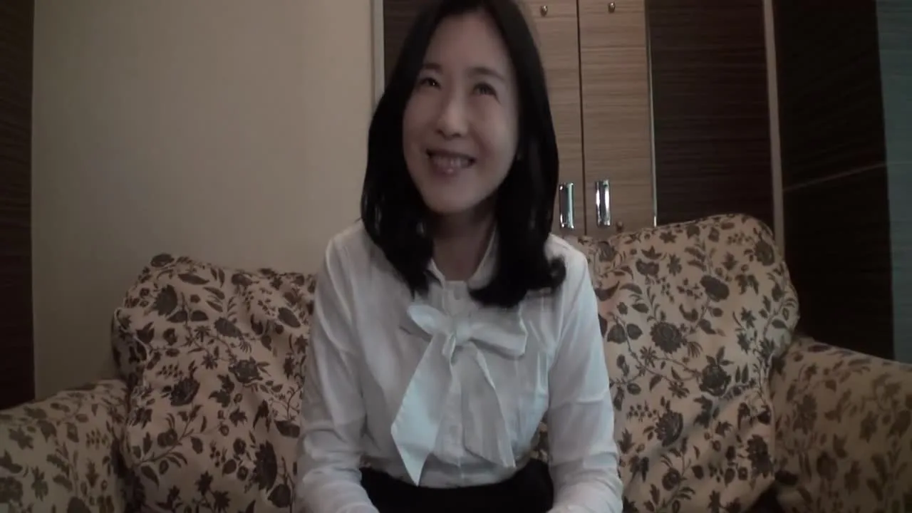 【人妻不倫】清楚な主婦が夫にないしょで浮気。他人チンポで善がりイク。 FC2-PPV-4579190 - FC2 Video - 290545