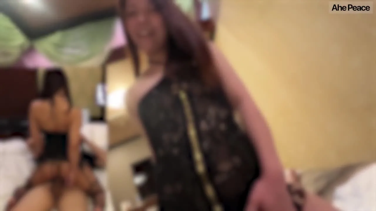 【人妻】２０歳新婚ほやほやの博多美人の若妻 旦那に内緒でコスプレ生ハメ中出し - FC2 Video - 291763