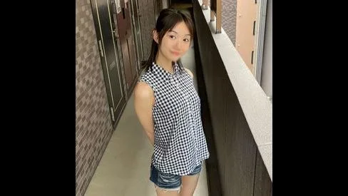 オヤジ宅までパコパコ稼ぎに来た楓ちゃん。今日も中年オヤジの臭精子をマ●コに発射される - FC2 Video - 292105