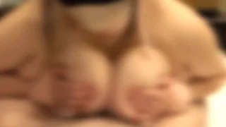 チンポが完全に埋もれる!なんとLカップの超絶大爆乳女子!そのオッパイを駆使して雄大なパイズリ挟射! - FC2 Video - 293854