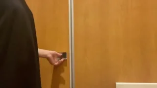 【素人人妻素人　ランニング後そのまま施設でトイレオナニー】誰がきてもおかしくない - FC2 Video - 294133