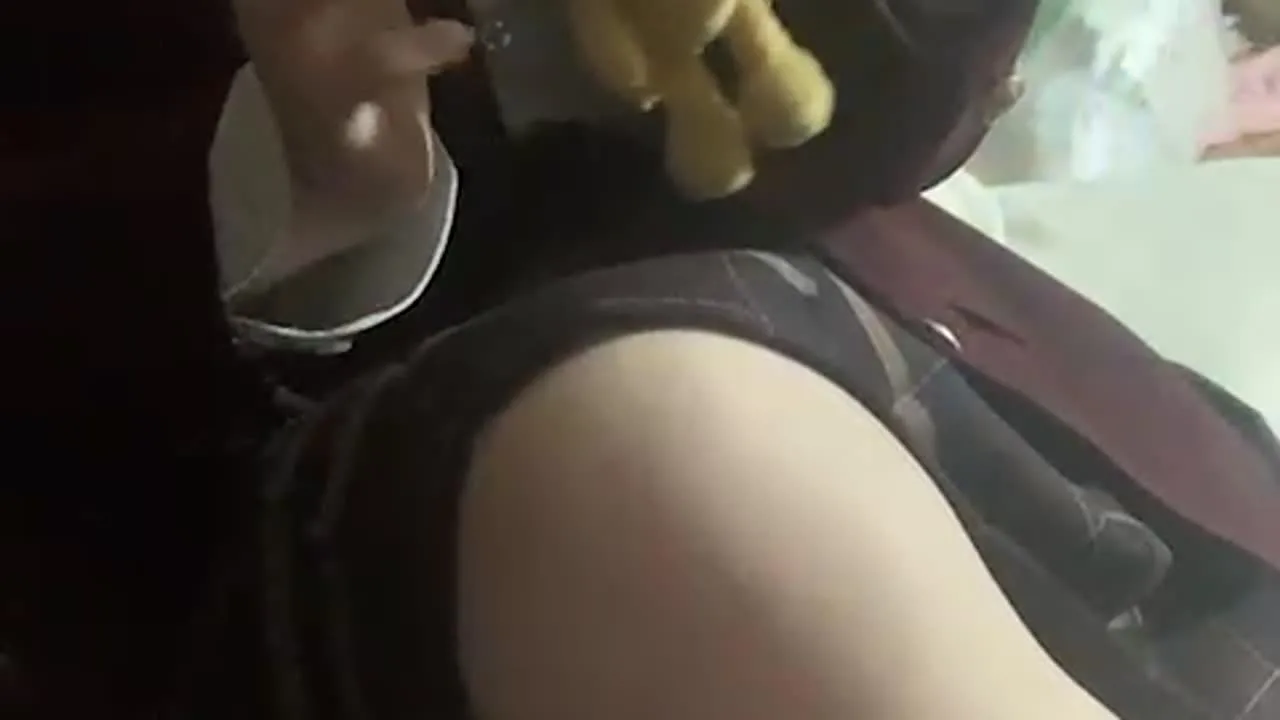 12月13日　雑談→生着替えシーン（制服、白衣） - FC2 Video - 294279