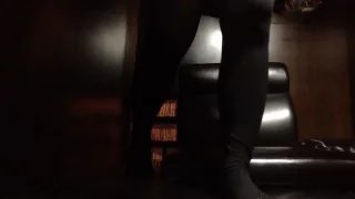 【無修正】用心深い眼鏡っ*、快感に負けて大股開きで堂々オナニー - FC2 Video - 294371