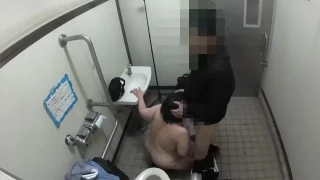 羞恥公衆便所て都合よくオナホ扱いされる肉便器人生終了 - FC2 Video - 296055