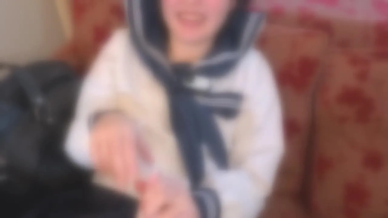 【レズプレイ】同級生の女友達同士でオマ◯コ見せ合いっこからのペ◯スバンド相互挿入で絶頂 - FC2 Video - 298520