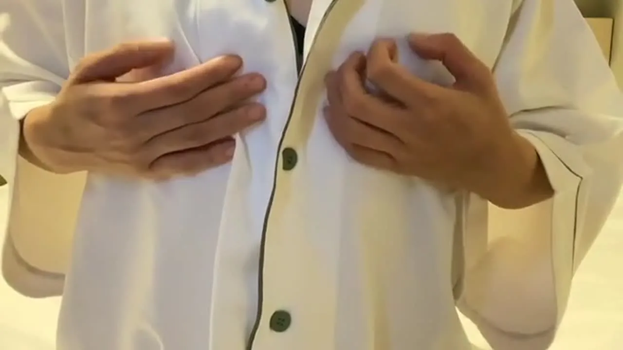 【人妻素人　寝取られ妻　出張先ホテルで玩具オナニー】ご主人様におねだりして買って - FC2 Video - 299830