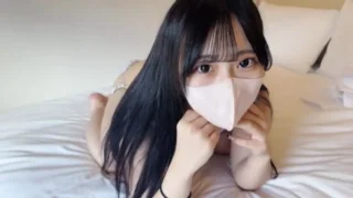 038_販売後大反響、19歳のメンエス嬢をプライベートでホテルに誘ってハメ撮り。 .mp4 - FC2 Video - 300212