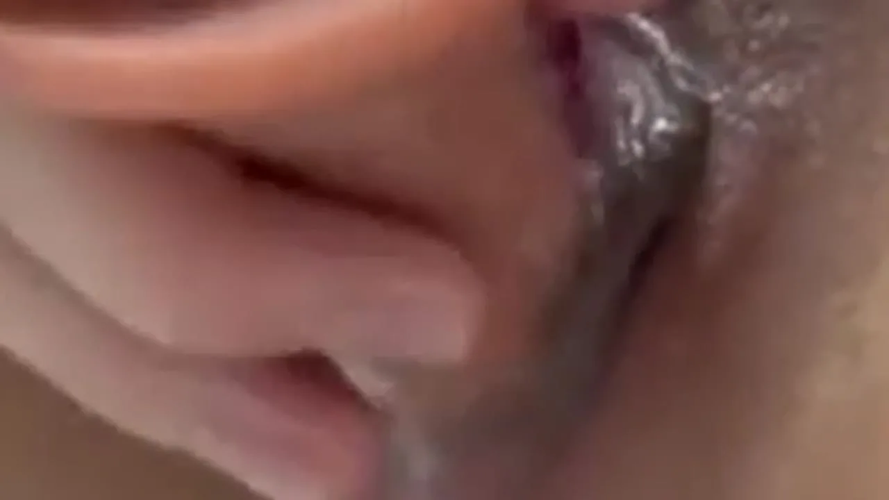 【数量限定】ぉぉきぃディルドでずぼずぼオナニィしちゃった(´ε｀ )お汁がたくさんが出るところ見てくだしゃぃ☆彡 - FC2 Video - 300606