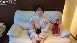 【本編顔出し】太眉陰毛濃いめのスレンダー美巨乳あゆちゃん(20) 表情が - FC2 Video - 301588