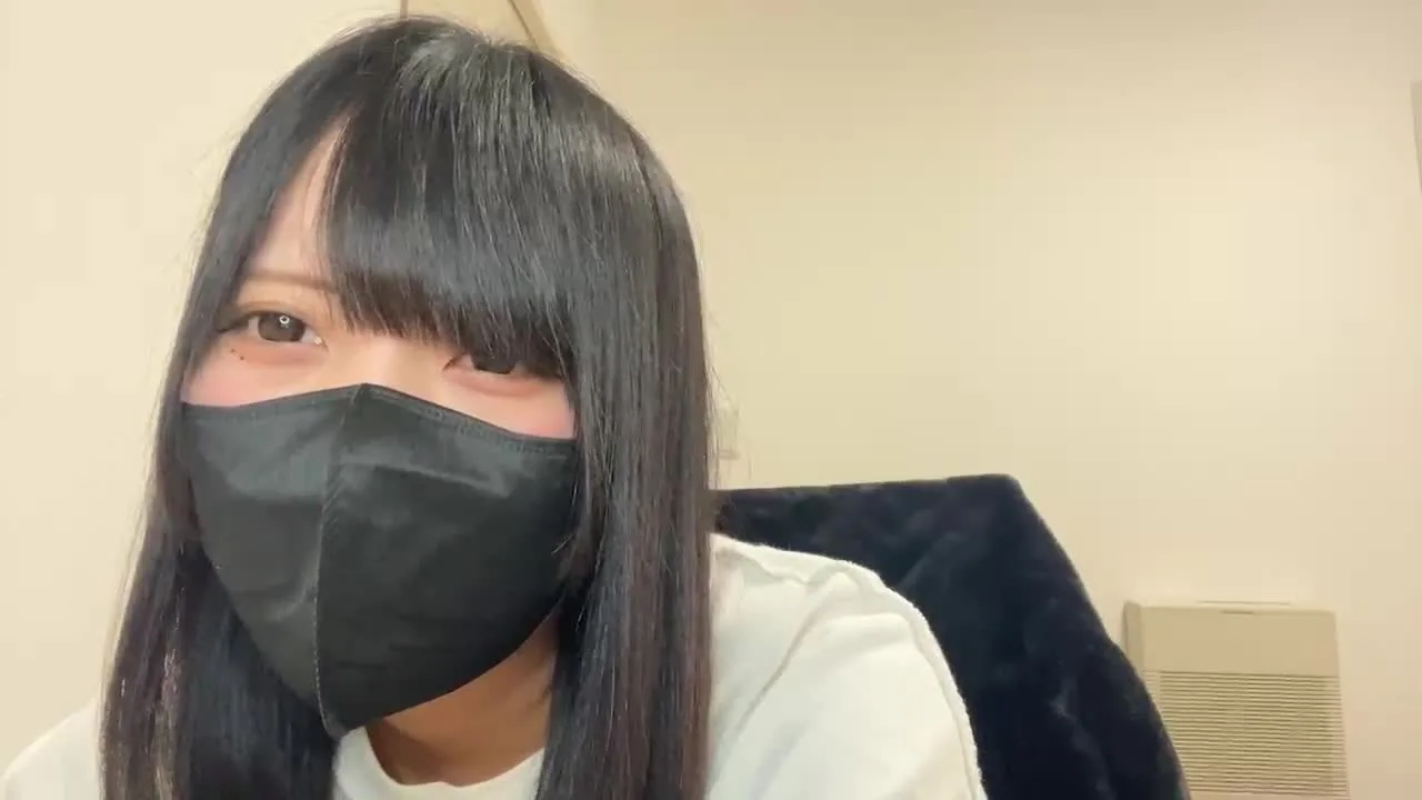 りんちゃん(18) 2024年12月09日の配信動画 - 前編 - - FC2 Video - 303157