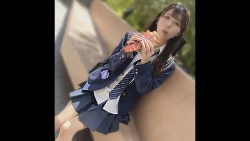 【顔出し】〇法・スレンダーちっぱい女。制服デートしてホテルでやりまくり中出し - FC2 Video - 303717