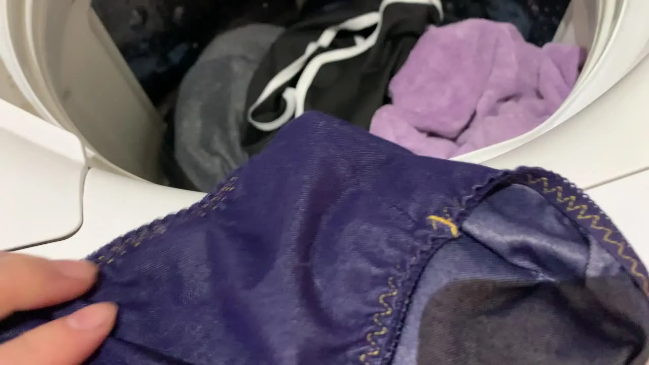 洗濯機漁り - FC2 Video - 305815