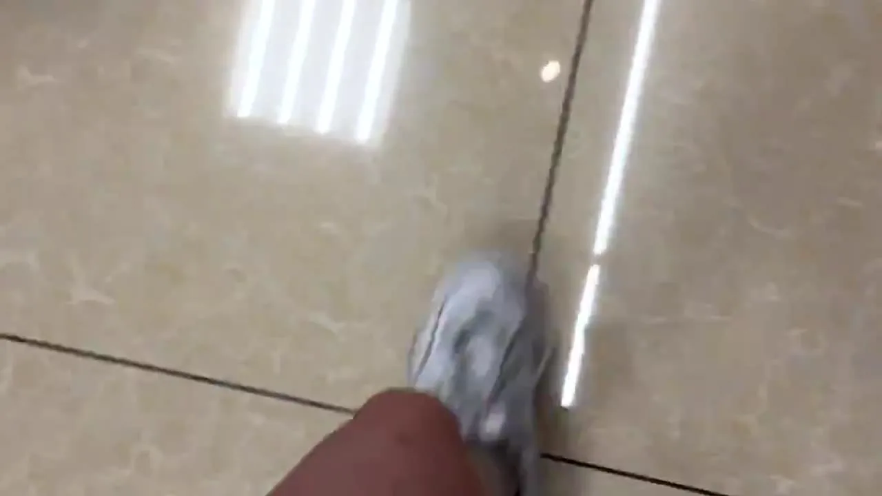 リクエスト動画【不倫寝取られ人妻　試着室で全裸オナニープレイ】人妻　素人　オナニー　試着 - FC2 Video - 307487