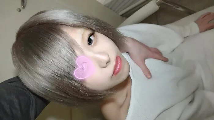 19歳　スレンダーエロボディの原宿系パイパンギャルへ勝手に大量中出し！！ - FC2 Video - 308565