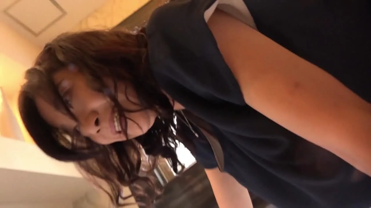 【個撮】素朴でどこにでもいるような熟女とアブノーマル不倫。 アイマスクを装着して… - FC2 Video - 309809