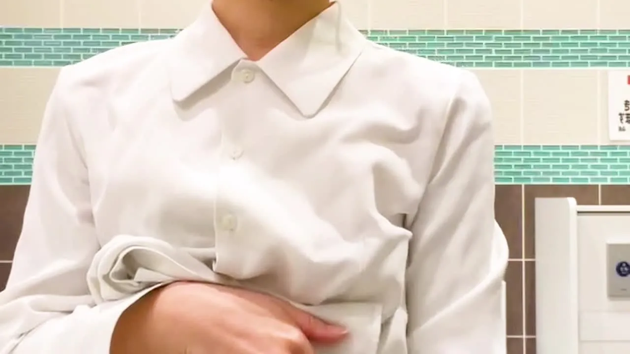 清楚剛毛人妻が自宅でオナニー １０※特典「スポーツっこ」付き！ - FC2 Video - 309996