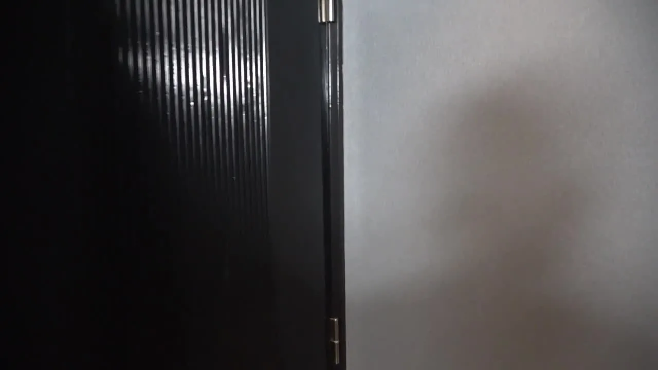 【Fカップ】男性経験少なめの黒髪ロングの美人ちゃん 男2人の肉棒をご奉仕3Pで中出し&顔射 - FC2 Video - 311034