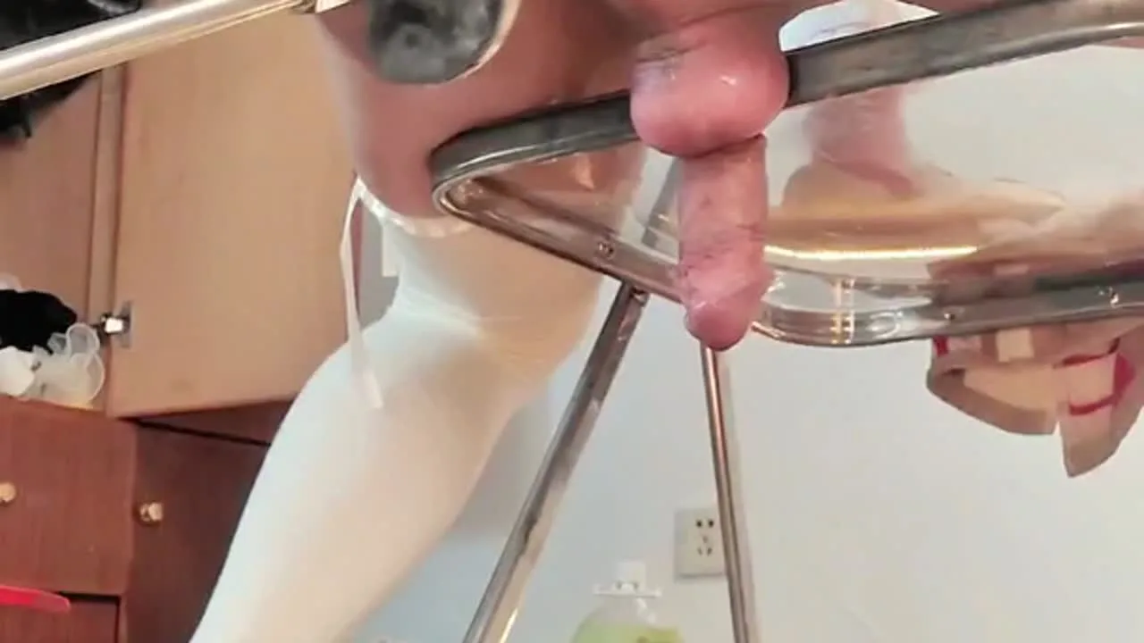 女装の素人自撮り動画0100 - FC2 Video - 313394