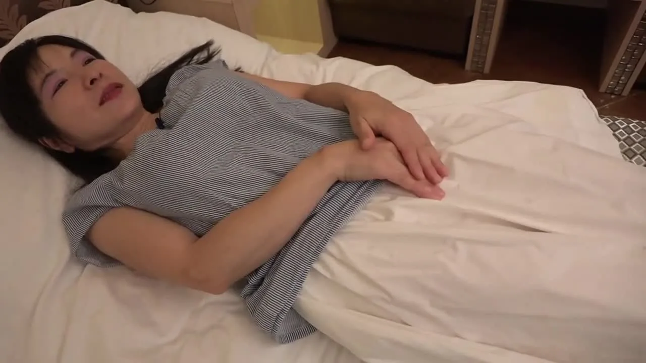 【熟女】5年セックスレス。52歳。人妻。ともこさん。ねっとりフェラ。他人棒で巨乳揺らして連続イキ。 - FC2 Video - 314377