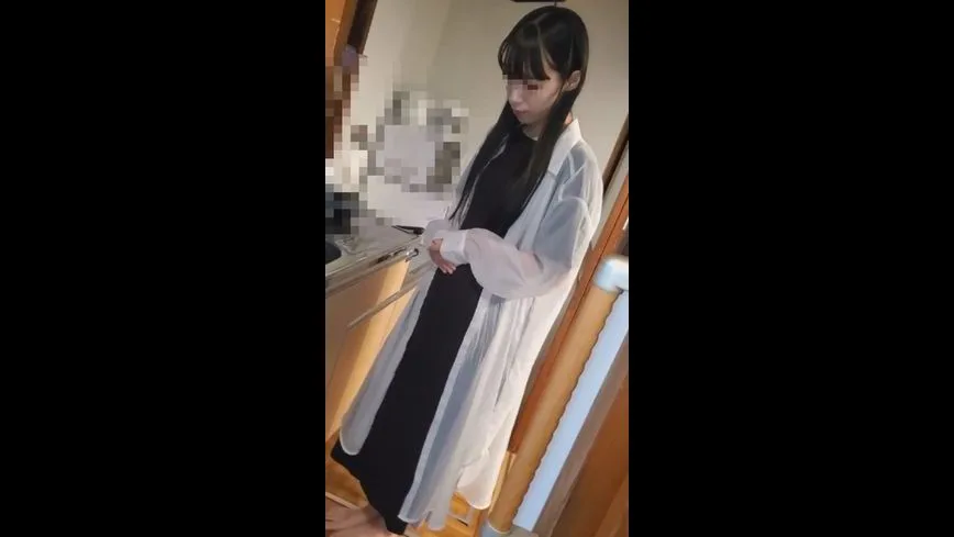 【個人】華奢な黒髪若妻。公営住宅に押入り他人棒で中出し - FC2 Video - 315881