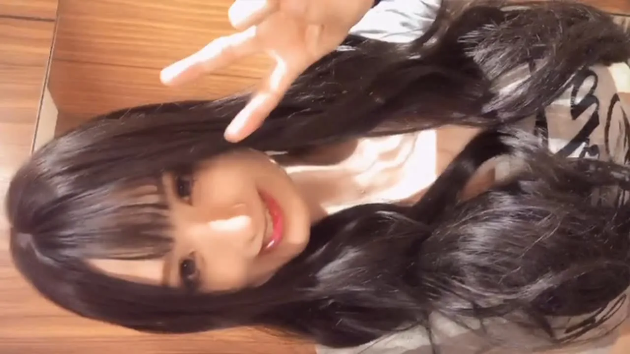 超絶的にメチャ可愛い女装子ちゃんが立ち寄った個室でおもむろにおチンチンをシコシコ♪精子を垂れ流し♡ - FC2 Video - 321051