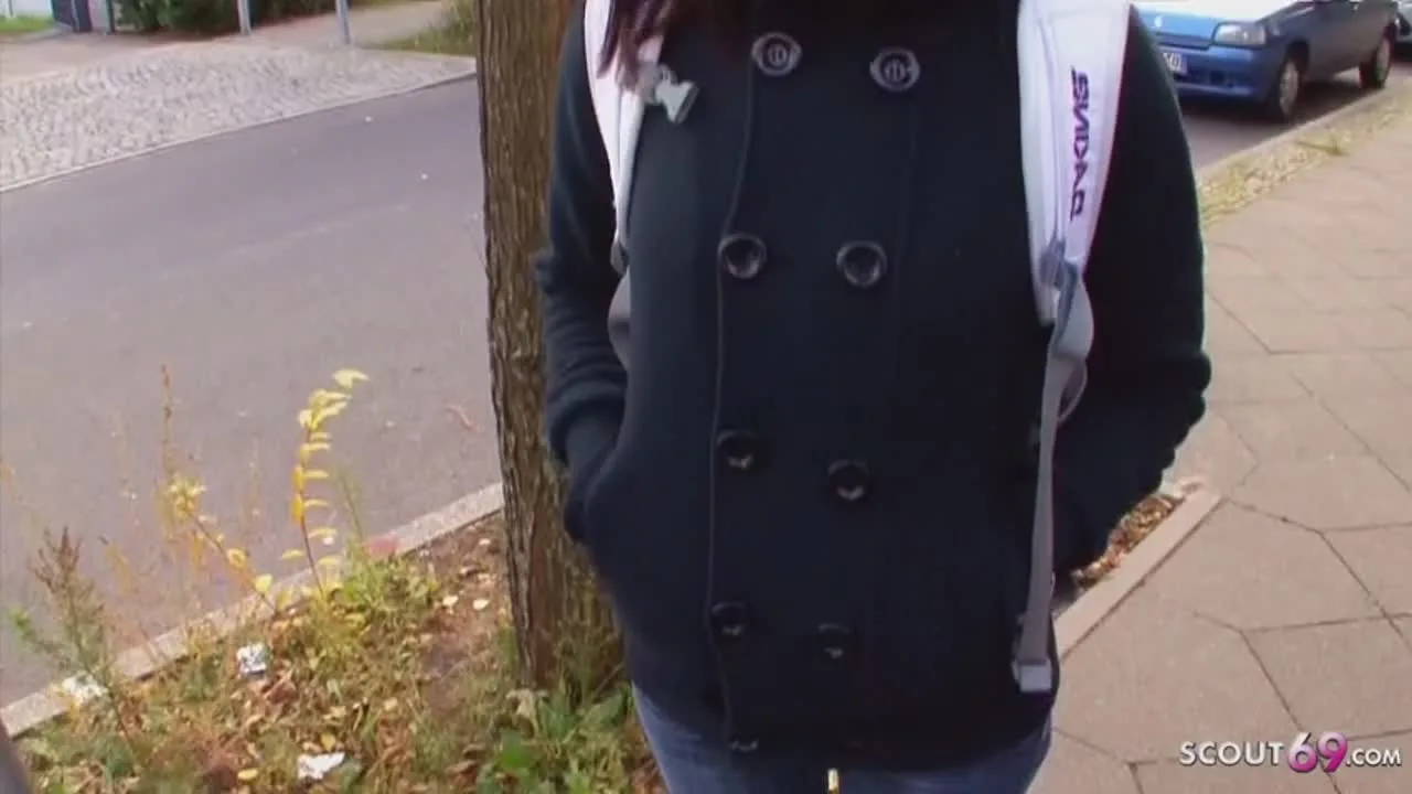 素人ナンパ女性偶然にも両者２７歳とても穏やかな二人だがいざ臨戦体勢の全裸なれば大人の体臭ムンムンだ - FC2 Video - 321059