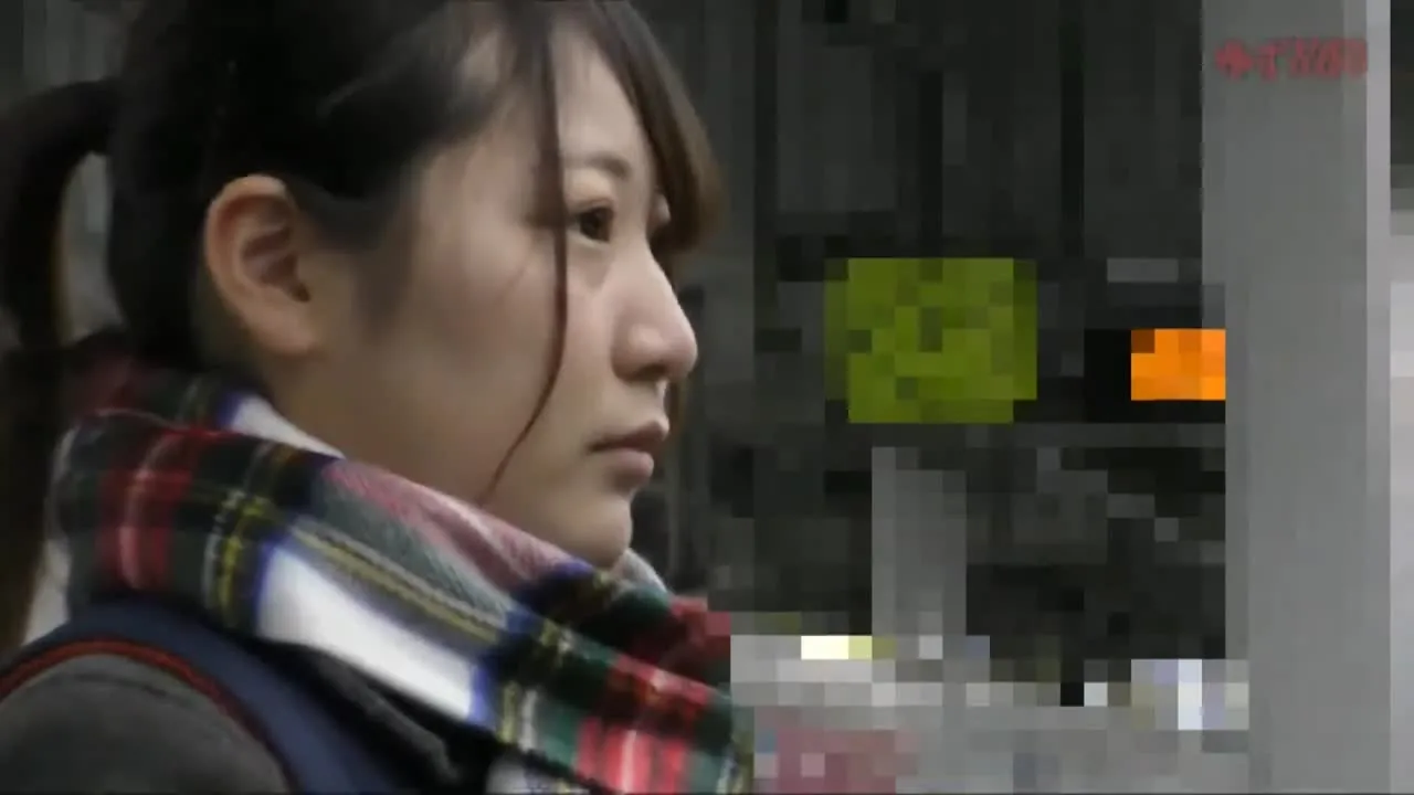 体操部らしきポニテ美女★驚異の軟体V字開脚ナマ挿入★初めての電マの刺激で思わず大量潮吹き - FC2 Video - 321095