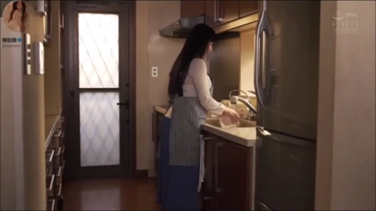 移情 2/4 - FC2 Video - 323851